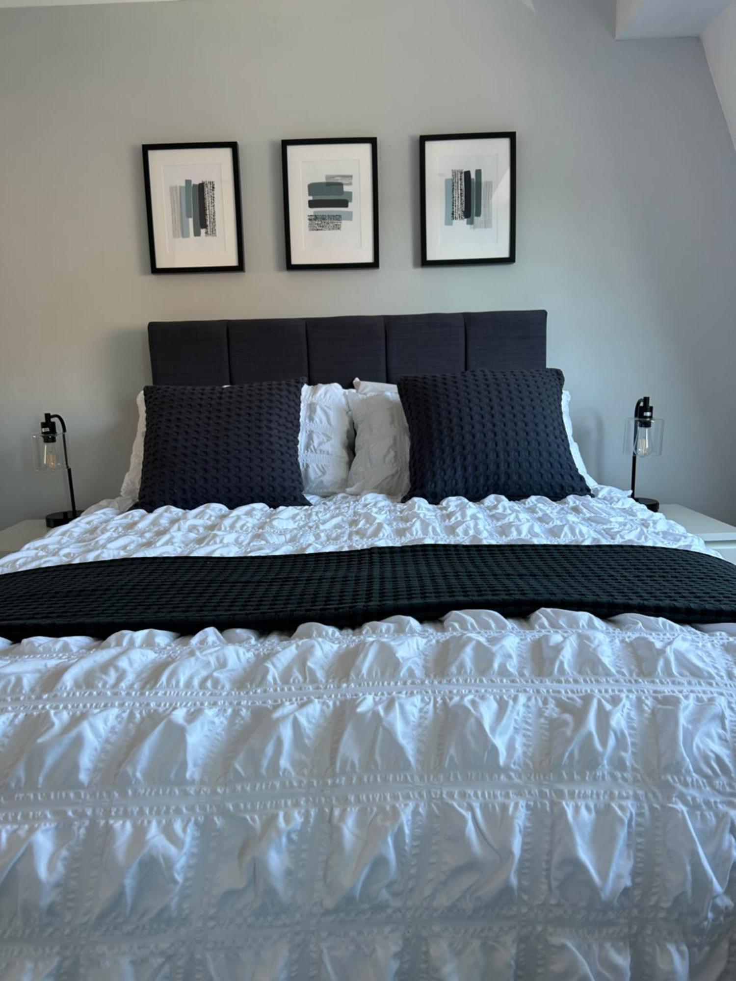 3 Bedroom - 2 Bathroom Townhouse In Corstorphine Near Murrayfield Stadium - Direct Bus To Edinburgh City Centre In 20 Minutes - Two Private Parking Spaces - Private Sunny Garden - Recently Refurbished 外观 照片